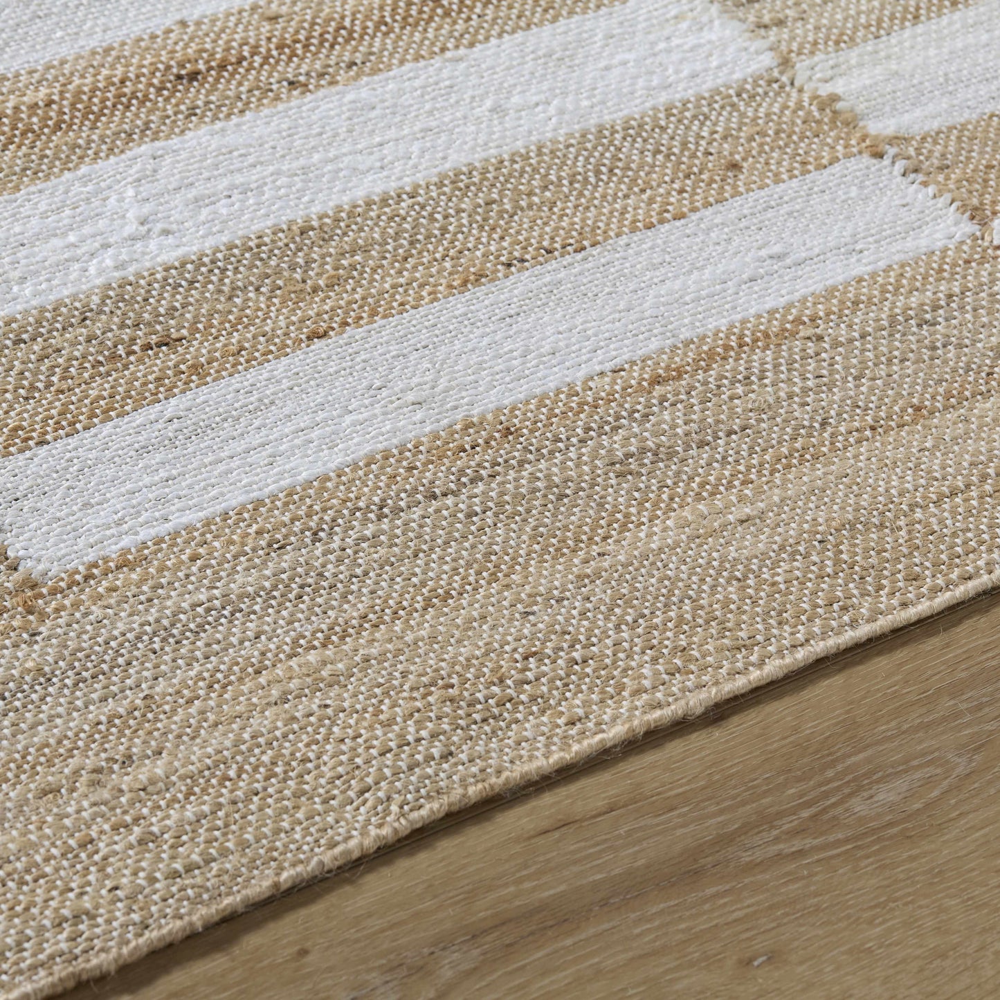 Soren Area Rug - Modern Geometric Design for Living Room  Bedroom