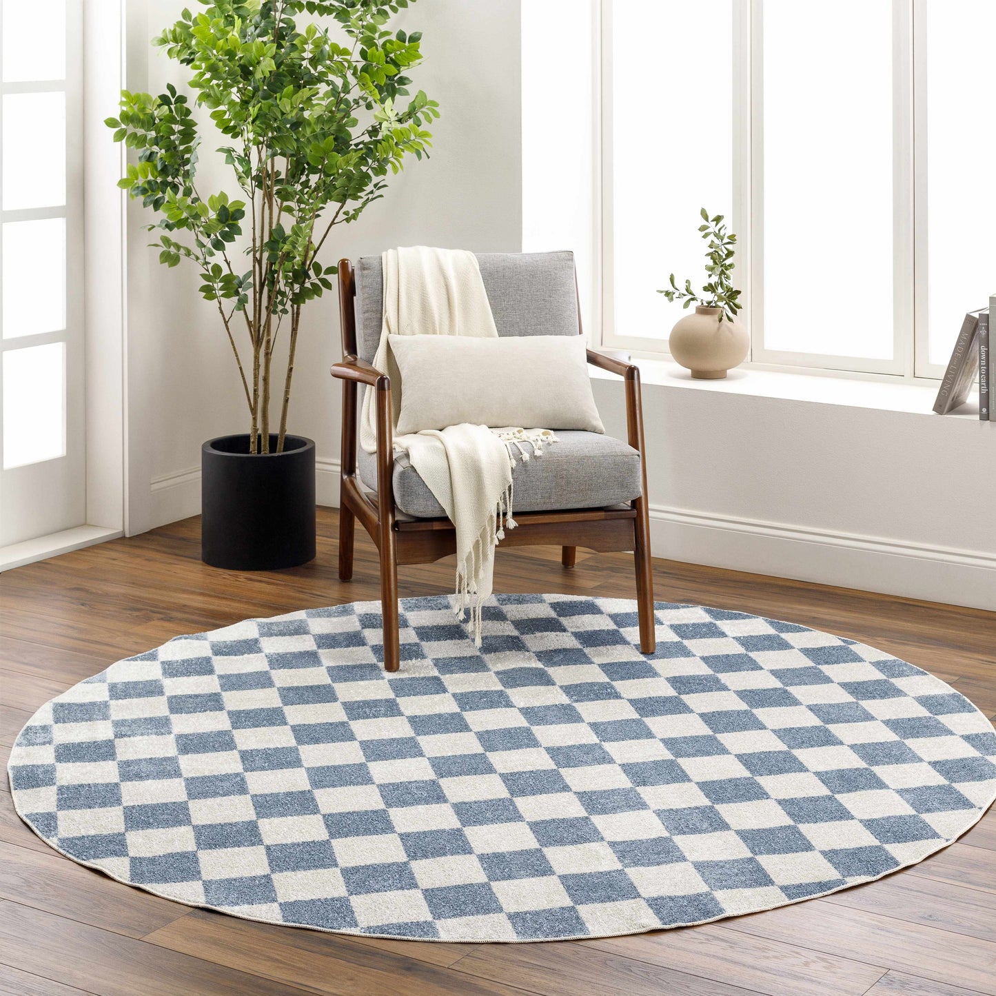 Checkered Washable Area Rug - Stylish Durable Floor Covering