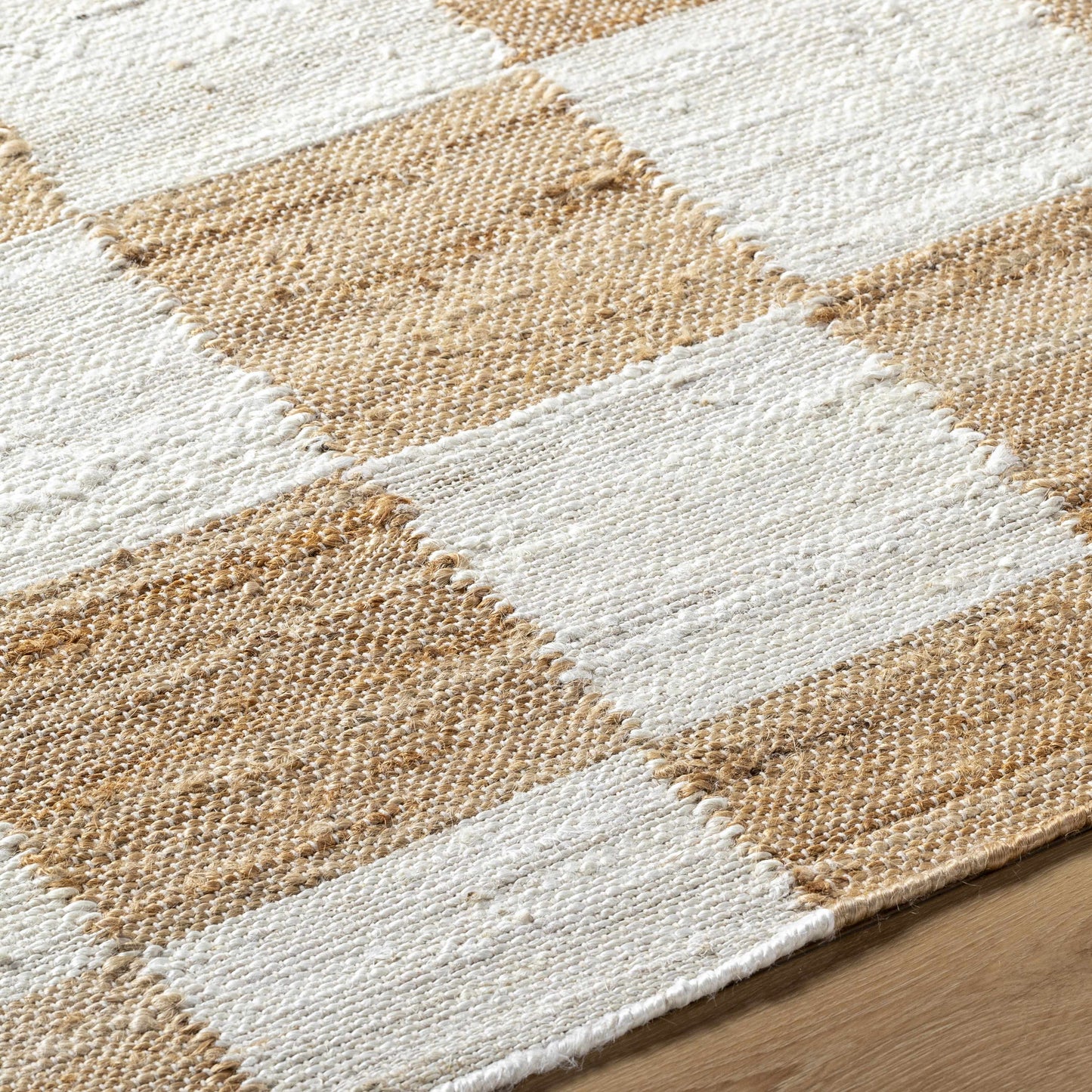 Checkered Jute Area Rug - Eco-Friendly Stylish Floor Decor