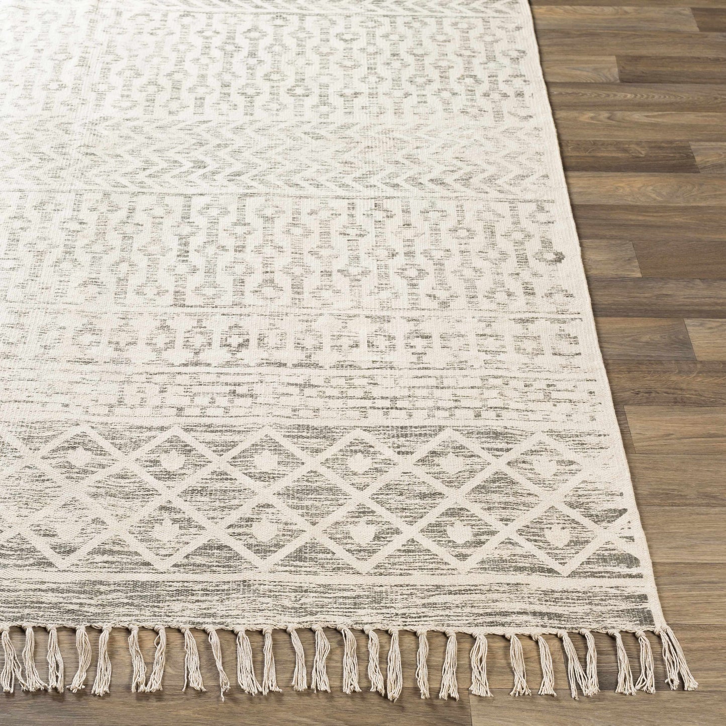 Hand Woven Cotton Rug - Stylish Durable Valyermo Beige Home Accent
