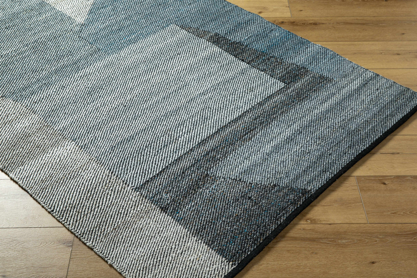 Geometric Area Rug - Stylish Modern Home Decor